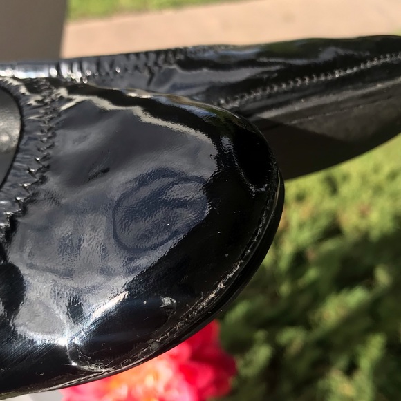 Women's Tory Burch Eddie Flat in Black Patent - Picture 8 of 8